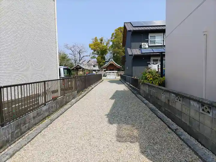 神明神社(大留町5)のその他建物