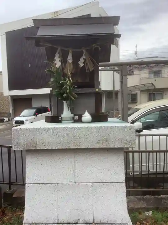 二ツ杁神明社の末社・摂社
