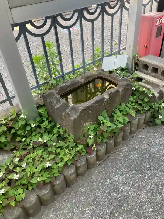 諏訪神社(諏訪町内会館)(神奈川県)