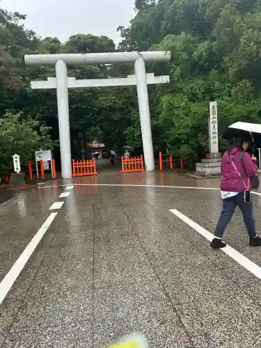 息栖神社の{uncategorized: "未分類", other: "その他", undefined: "問題あり", building: "その他建物", grave: "お墓", sacred_gate: "鳥居", guardian: "狛犬", statue: "像", buddha: "仏像", history: "歴史", nature: "自然", garden: "庭園", animal: "動物", pagoda: "塔", temizu: "手水舎", mountain_gate: "山門・神門", sanctuary: "本殿・本堂", subordinate: "末社・摂社", art: "芸術", scenery: "景色", jizo: "地蔵", ema: "絵馬", goshuin: "御朱印", omikuji: "おみくじ", items: "授与品その他", amulet: "お守り", goshuincho: "御朱印帳", eats: "食事", festival: "お祭り", votive_dance: "神楽", shichigosan: "七五三参", wedding: "結婚式", experience: "体験その他", initially: "初詣", around: "周辺", anti_infection: "感染症対策"}