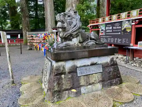 日光二荒山神社の狛犬