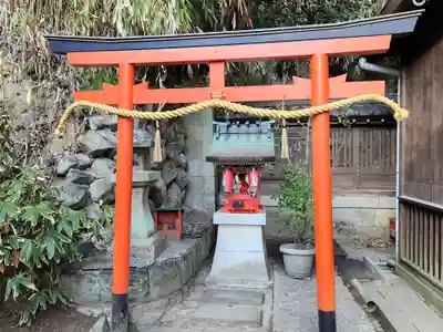 諏訪神社・諏訪山稲荷神社の末社・摂社
