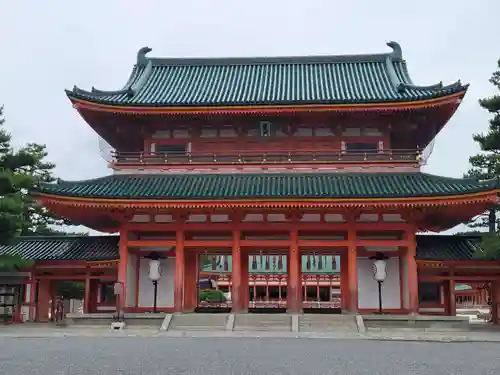 平安神宮の山門・神門