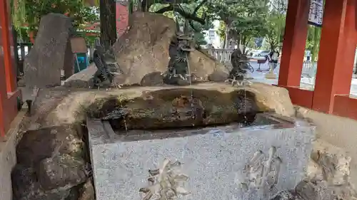 浅草神社の手水舎