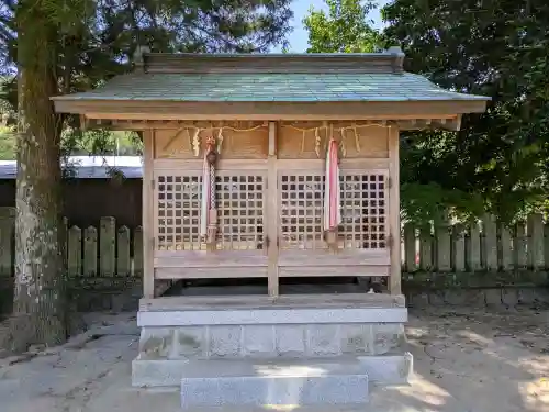大年神社の{uncategorized: "未分類", other: "その他", undefined: "問題あり", building: "その他建物", grave: "お墓", sacred_gate: "鳥居", guardian: "狛犬", statue: "像", buddha: "仏像", history: "歴史", nature: "自然", garden: "庭園", animal: "動物", pagoda: "塔", temizu: "手水舎", mountain_gate: "山門・神門", sanctuary: "本殿・本堂", subordinate: "末社・摂社", art: "芸術", scenery: "景色", jizo: "地蔵", ema: "絵馬", goshuin: "御朱印", omikuji: "おみくじ", items: "授与品その他", amulet: "お守り", goshuincho: "御朱印帳", eats: "食事", festival: "お祭り", votive_dance: "神楽", shichigosan: "七五三参", wedding: "結婚式", experience: "体験その他", initially: "初詣", around: "周辺", anti_infection: "感染症対策"}
