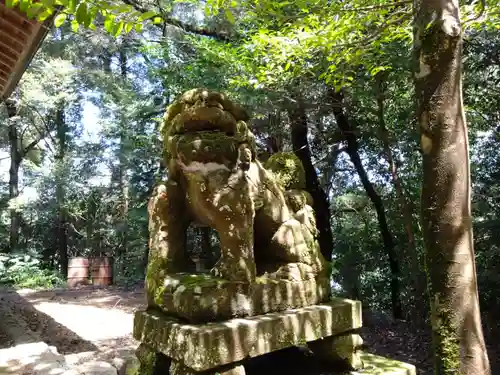 金峰神社の狛犬