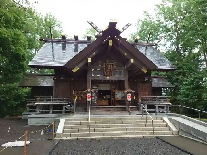 旭川神社の本殿・本堂
