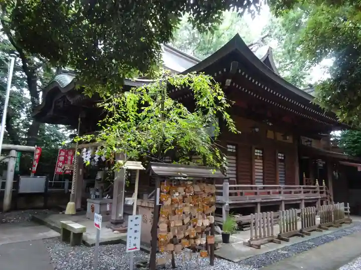 座間神社の本殿・本堂
