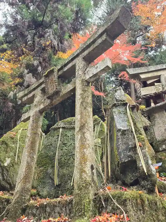 伏見稲荷大社 御膳谷奉拝所(京都府)