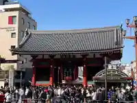 浅草寺の山門・神門