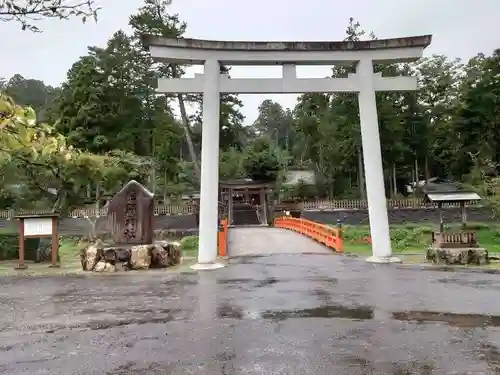 熊野大社の鳥居