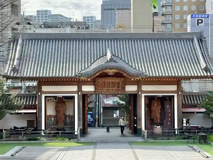 東光寺の{uncategorized: "未分類", other: "その他", undefined: "問題あり", building: "その他建物", grave: "お墓", sacred_gate: "鳥居", guardian: "狛犬", statue: "像", buddha: "仏像", history: "歴史", nature: "自然", garden: "庭園", animal: "動物", pagoda: "塔", temizu: "手水舎", mountain_gate: "山門・神門", sanctuary: "本殿・本堂", subordinate: "末社・摂社", art: "芸術", scenery: "景色", jizo: "地蔵", ema: "絵馬", goshuin: "御朱印", omikuji: "おみくじ", items: "授与品その他", amulet: "お守り", goshuincho: "御朱印帳", eats: "食事", festival: "お祭り", votive_dance: "神楽", shichigosan: "七五三参", wedding: "結婚式", experience: "体験その他", initially: "初詣", around: "周辺", anti_infection: "感染症対策"}