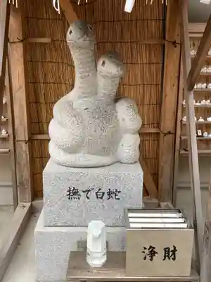 蛇窪神社の狛犬