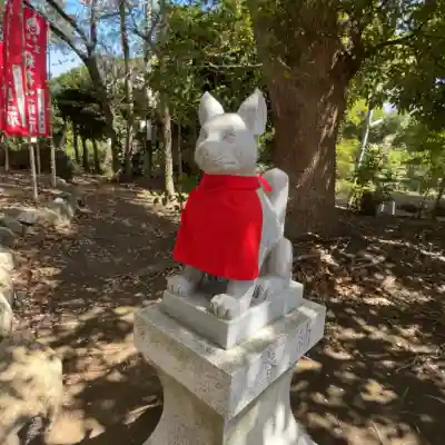 経六稲荷社の{uncategorized: "未分類", other: "その他", undefined: "問題あり", building: "その他建物", grave: "お墓", sacred_gate: "鳥居", guardian: "狛犬", statue: "像", buddha: "仏像", history: "歴史", nature: "自然", garden: "庭園", animal: "動物", pagoda: "塔", temizu: "手水舎", mountain_gate: "山門・神門", sanctuary: "本殿・本堂", subordinate: "末社・摂社", art: "芸術", scenery: "景色", jizo: "地蔵", ema: "絵馬", goshuin: "御朱印", omikuji: "おみくじ", items: "授与品その他", amulet: "お守り", goshuincho: "御朱印帳", eats: "食事", festival: "お祭り", votive_dance: "神楽", shichigosan: "七五三参", wedding: "結婚式", experience: "体験その他", initially: "初詣", around: "周辺", anti_infection: "感染症対策"}