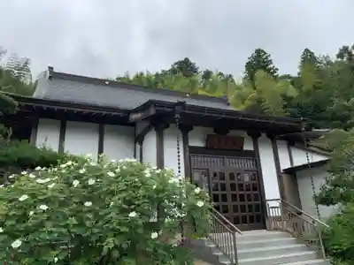 延長寺の本殿・本堂