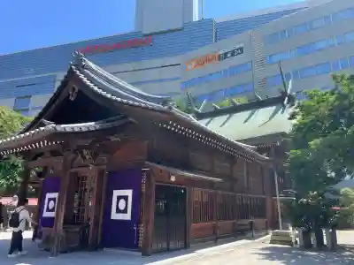 警固神社の{uncategorized: "未分類", other: "その他", undefined: "問題あり", building: "その他建物", grave: "お墓", sacred_gate: "鳥居", guardian: "狛犬", statue: "像", buddha: "仏像", history: "歴史", nature: "自然", garden: "庭園", animal: "動物", pagoda: "塔", temizu: "手水舎", mountain_gate: "山門・神門", sanctuary: "本殿・本堂", subordinate: "末社・摂社", art: "芸術", scenery: "景色", jizo: "地蔵", ema: "絵馬", goshuin: "御朱印", omikuji: "おみくじ", items: "授与品その他", amulet: "お守り", goshuincho: "御朱印帳", eats: "食事", festival: "お祭り", votive_dance: "神楽", shichigosan: "七五三参", wedding: "結婚式", experience: "体験その他", initially: "初詣", around: "周辺", anti_infection: "感染症対策"}