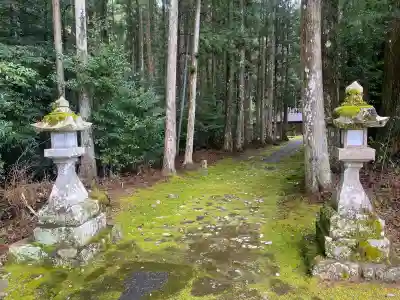 大森神社の{uncategorized: "未分類", other: "その他", undefined: "問題あり", building: "その他建物", grave: "お墓", sacred_gate: "鳥居", guardian: "狛犬", statue: "像", buddha: "仏像", history: "歴史", nature: "自然", garden: "庭園", animal: "動物", pagoda: "塔", temizu: "手水舎", mountain_gate: "山門・神門", sanctuary: "本殿・本堂", subordinate: "末社・摂社", art: "芸術", scenery: "景色", jizo: "地蔵", ema: "絵馬", goshuin: "御朱印", omikuji: "おみくじ", items: "授与品その他", amulet: "お守り", goshuincho: "御朱印帳", eats: "食事", festival: "お祭り", votive_dance: "神楽", shichigosan: "七五三参", wedding: "結婚式", experience: "体験その他", initially: "初詣", around: "周辺", anti_infection: "感染症対策"}