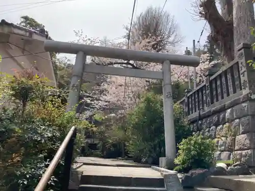 御霊神社の鳥居