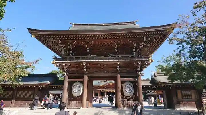 寒川神社の山門・神門