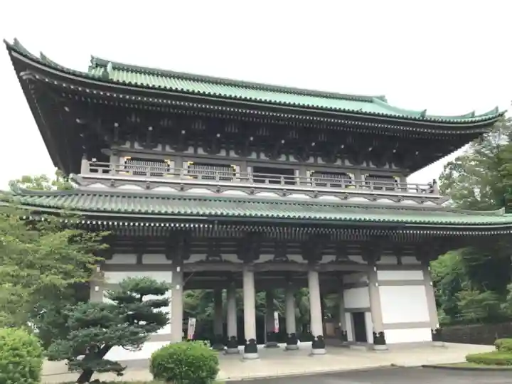 総持寺の山門・神門