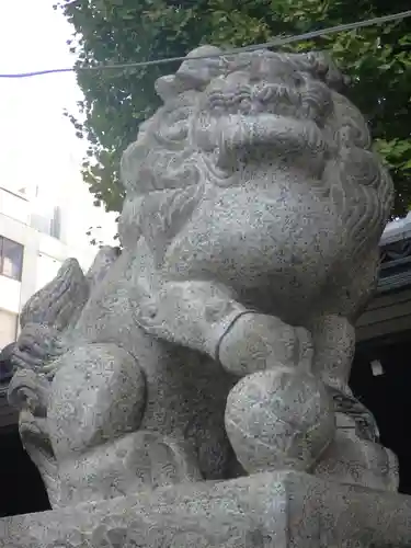 大将軍神社　東三條殿の狛犬