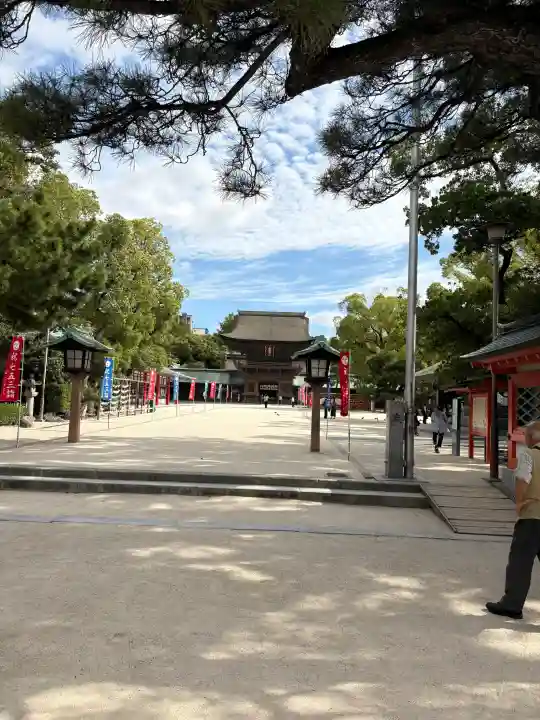 筥崎宮の{uncategorized: "未分類", other: "その他", undefined: "問題あり", building: "その他建物", grave: "お墓", sacred_gate: "鳥居", guardian: "狛犬", statue: "像", buddha: "仏像", history: "歴史", nature: "自然", garden: "庭園", animal: "動物", pagoda: "塔", temizu: "手水舎", mountain_gate: "山門・神門", sanctuary: "本殿・本堂", subordinate: "末社・摂社", art: "芸術", scenery: "景色", jizo: "地蔵", ema: "絵馬", goshuin: "御朱印", omikuji: "おみくじ", items: "授与品その他", amulet: "お守り", goshuincho: "御朱印帳", eats: "食事", festival: "お祭り", votive_dance: "神楽", shichigosan: "七五三参", wedding: "結婚式", experience: "体験その他", initially: "初詣", around: "周辺", anti_infection: "感染症対策"}
