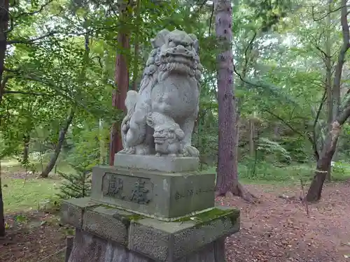 音更神社の狛犬