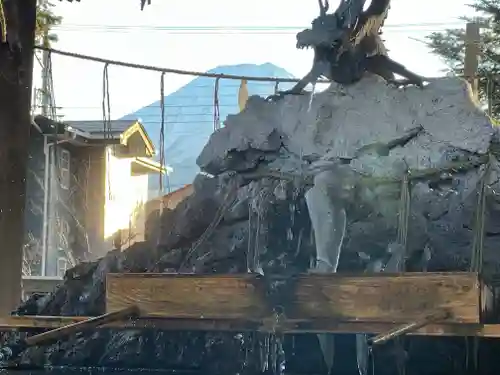 小室浅間神社の手水舎