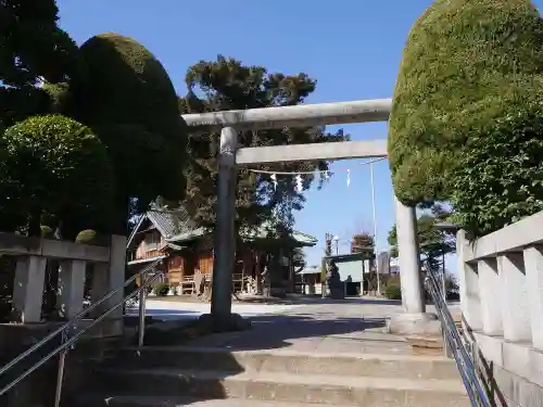 諏訪神社の鳥居