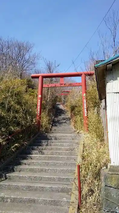 小橋内稲荷神社の鳥居