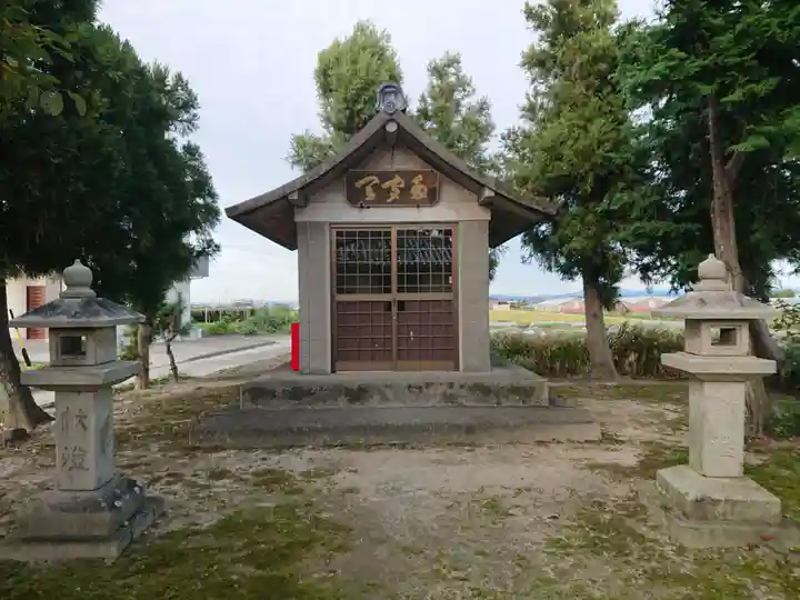 祠の本殿・本堂