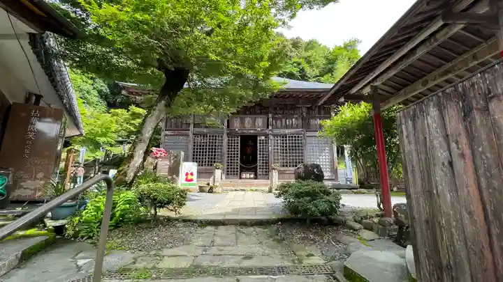 指月殿の本殿・本堂