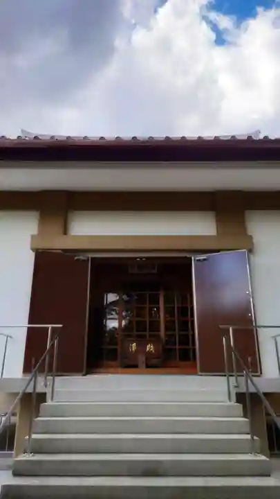 奥田山 安楽寺の本殿・本堂