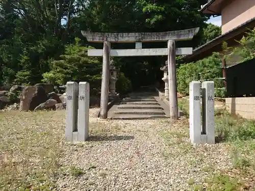 本宮神社の鳥居