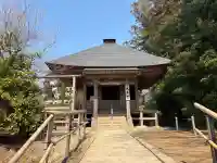 中尊寺 大日堂の{uncategorized: "未分類", other: "その他", undefined: "問題あり", building: "その他建物", grave: "お墓", sacred_gate: "鳥居", guardian: "狛犬", statue: "像", buddha: "仏像", history: "歴史", nature: "自然", garden: "庭園", animal: "動物", pagoda: "塔", temizu: "手水舎", mountain_gate: "山門・神門", sanctuary: "本殿・本堂", subordinate: "末社・摂社", art: "芸術", scenery: "景色", jizo: "地蔵", ema: "絵馬", goshuin: "御朱印", omikuji: "おみくじ", items: "授与品その他", amulet: "お守り", goshuincho: "御朱印帳", eats: "食事", festival: "お祭り", votive_dance: "神楽", shichigosan: "七五三参", wedding: "結婚式", experience: "体験その他", initially: "初詣", around: "周辺", anti_infection: "感染症対策"}