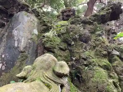 御嶽神社の狛犬