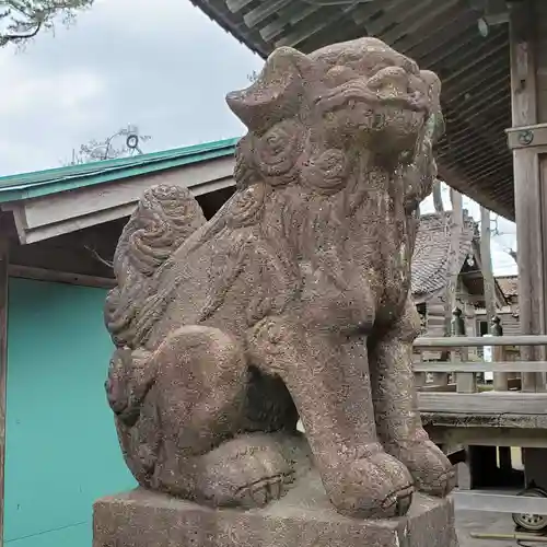 重蔵神社の狛犬