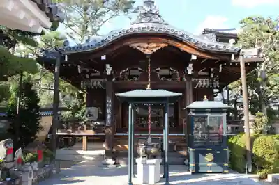 中山寺の本殿・本堂