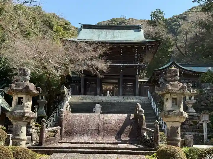 伊奈波神社の{uncategorized: "未分類", other: "その他", undefined: "問題あり", building: "その他建物", grave: "お墓", sacred_gate: "鳥居", guardian: "狛犬", statue: "像", buddha: "仏像", history: "歴史", nature: "自然", garden: "庭園", animal: "動物", pagoda: "塔", temizu: "手水舎", mountain_gate: "山門・神門", sanctuary: "本殿・本堂", subordinate: "末社・摂社", art: "芸術", scenery: "景色", jizo: "地蔵", ema: "絵馬", goshuin: "御朱印", omikuji: "おみくじ", items: "授与品その他", amulet: "お守り", goshuincho: "御朱印帳", eats: "食事", festival: "お祭り", votive_dance: "神楽", shichigosan: "七五三参", wedding: "結婚式", experience: "体験その他", initially: "初詣", around: "周辺", anti_infection: "感染症対策"}
