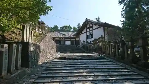 東大寺の{uncategorized: "未分類", other: "その他", undefined: "問題あり", building: "その他建物", grave: "お墓", sacred_gate: "鳥居", guardian: "狛犬", statue: "像", buddha: "仏像", history: "歴史", nature: "自然", garden: "庭園", animal: "動物", pagoda: "塔", temizu: "手水舎", mountain_gate: "山門・神門", sanctuary: "本殿・本堂", subordinate: "末社・摂社", art: "芸術", scenery: "景色", jizo: "地蔵", ema: "絵馬", goshuin: "御朱印", omikuji: "おみくじ", items: "授与品その他", amulet: "お守り", goshuincho: "御朱印帳", eats: "食事", festival: "お祭り", votive_dance: "神楽", shichigosan: "七五三参", wedding: "結婚式", experience: "体験その他", initially: "初詣", around: "周辺", anti_infection: "感染症対策"}
