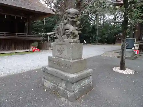 玉敷神社の狛犬