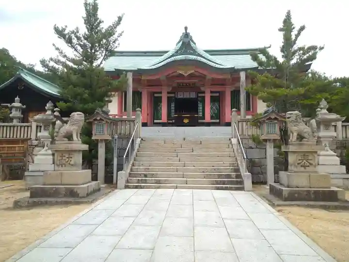 鴻八幡宮の本殿・本堂