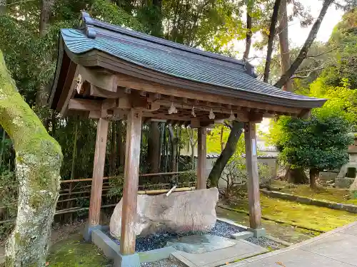 松江城山稲荷神社の手水舎