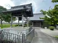 法養寺の{uncategorized: "未分類", other: "その他", undefined: "問題あり", building: "その他建物", grave: "お墓", sacred_gate: "鳥居", guardian: "狛犬", statue: "像", buddha: "仏像", history: "歴史", nature: "自然", garden: "庭園", animal: "動物", pagoda: "塔", temizu: "手水舎", mountain_gate: "山門・神門", sanctuary: "本殿・本堂", subordinate: "末社・摂社", art: "芸術", scenery: "景色", jizo: "地蔵", ema: "絵馬", goshuin: "御朱印", omikuji: "おみくじ", items: "授与品その他", amulet: "お守り", goshuincho: "御朱印帳", eats: "食事", festival: "お祭り", votive_dance: "神楽", shichigosan: "七五三参", wedding: "結婚式", experience: "体験その他", initially: "初詣", around: "周辺", anti_infection: "感染症対策"}