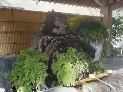 馬橋稲荷神社の手水舎