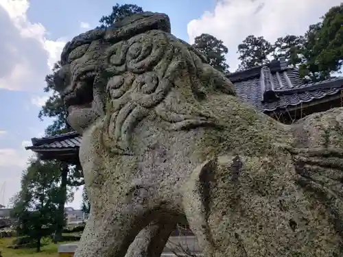  山見八幡宮の狛犬