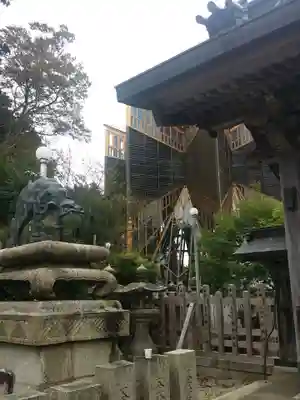 能勢妙見山（真如寺境外仏堂）の狛犬