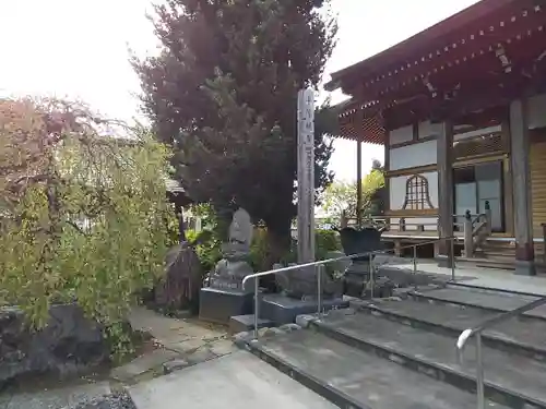 芳林寺の本殿・本堂