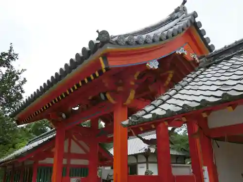 八代神社の山門