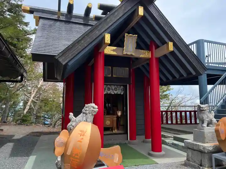 冨士山小御嶽神社の本殿・本堂